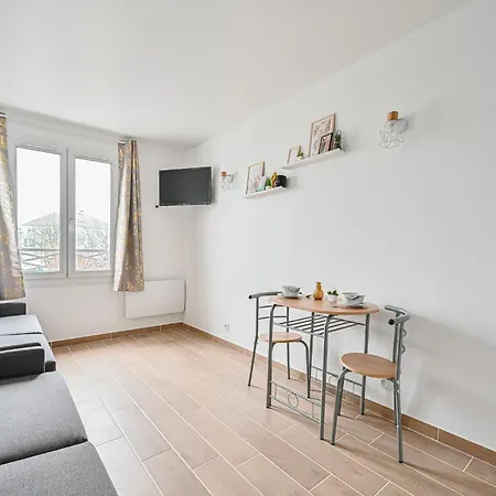 Le Cozybussy - 4 Pers - & Paris - Parking * Bussy-Saint-Georges